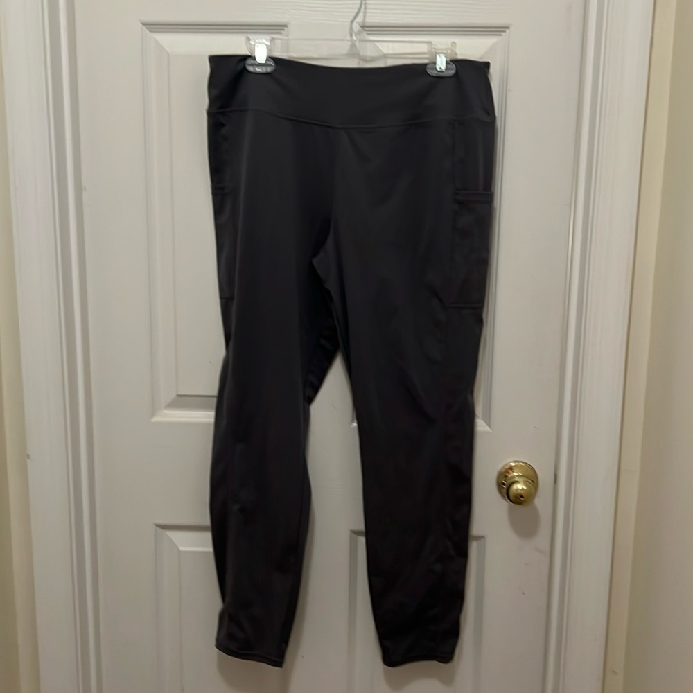 New York and Co Gray yoga pants size XL